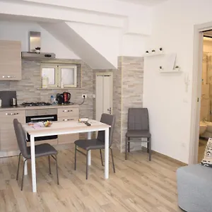 Sbiriddu's House Apartment Taormina